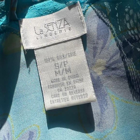 La SENZA | Genuine Silk Robe - Picture 6 of 6